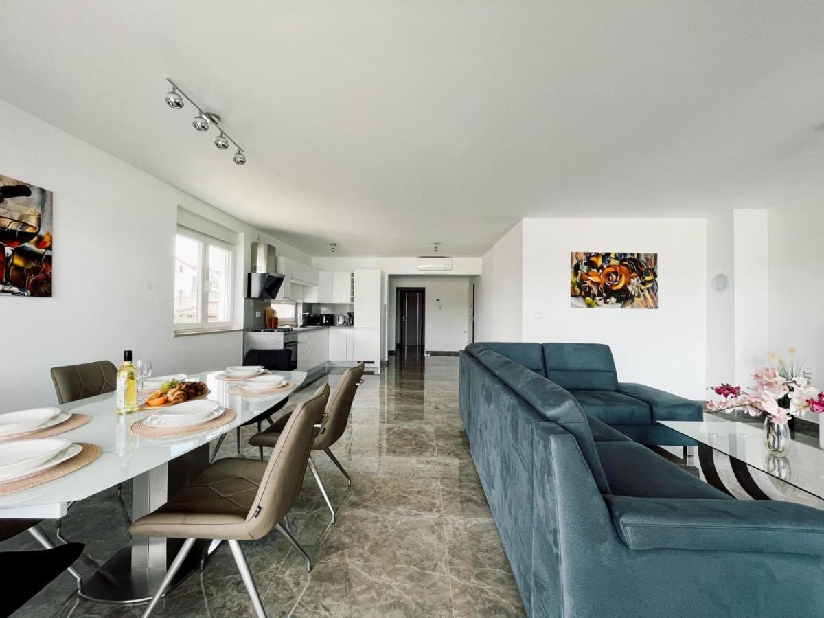 Seascape Deluxe Residence 普耶斯察纳乌瓦拉 外观 照片