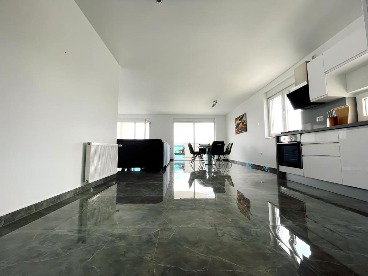 Seascape Deluxe Residence 普耶斯察纳乌瓦拉 外观 照片