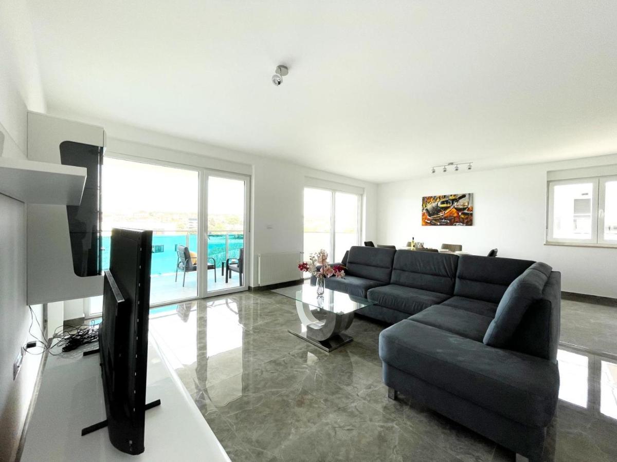 Seascape Deluxe Residence 普耶斯察纳乌瓦拉 外观 照片