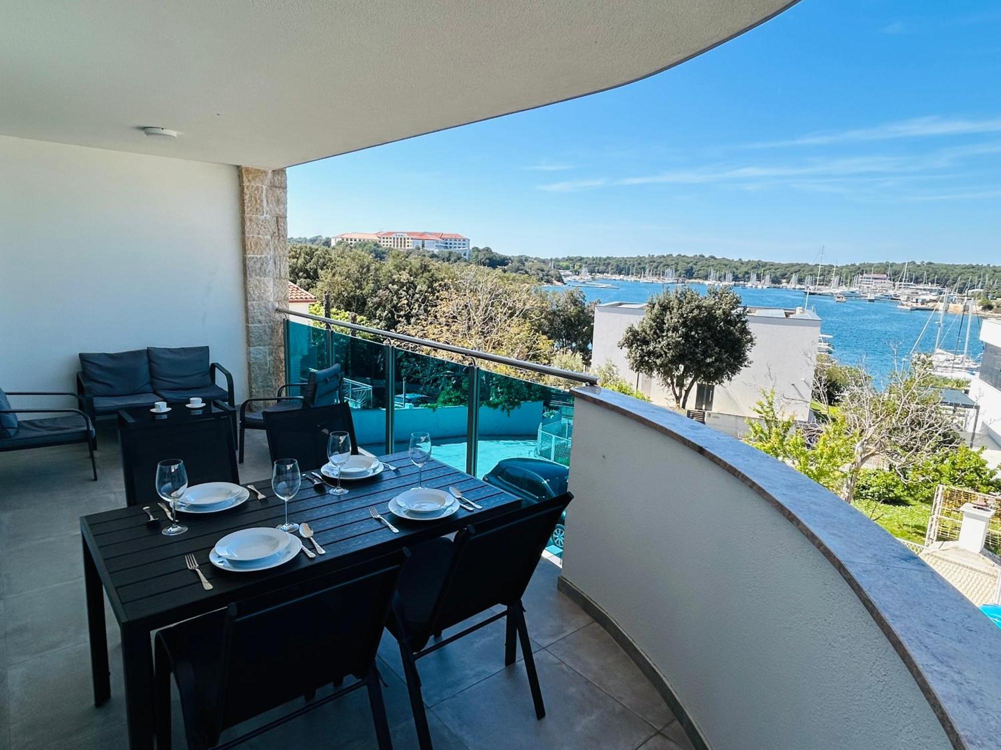 Seascape Deluxe Residence 普耶斯察纳乌瓦拉 外观 照片